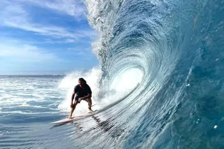 surf tour fiji