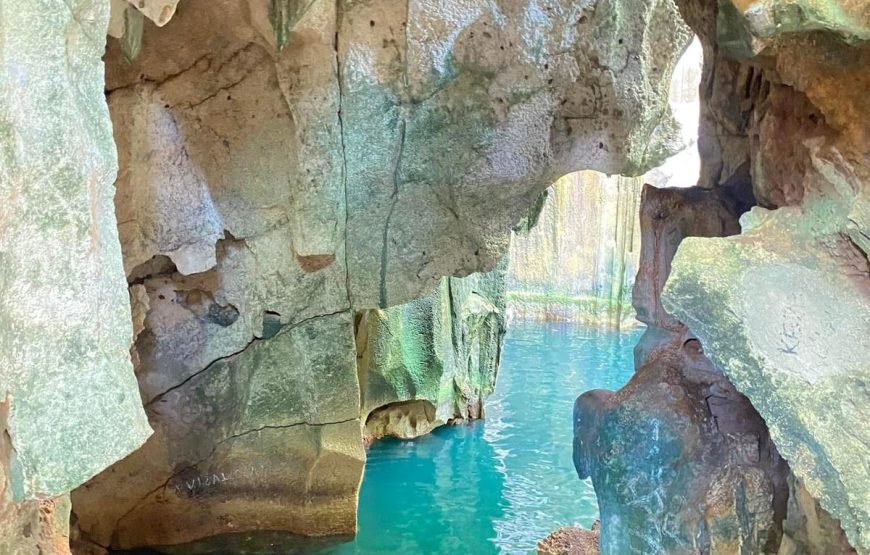 Fiji Blue Cave Swimming Experience at Sawa-i-Lau Caves